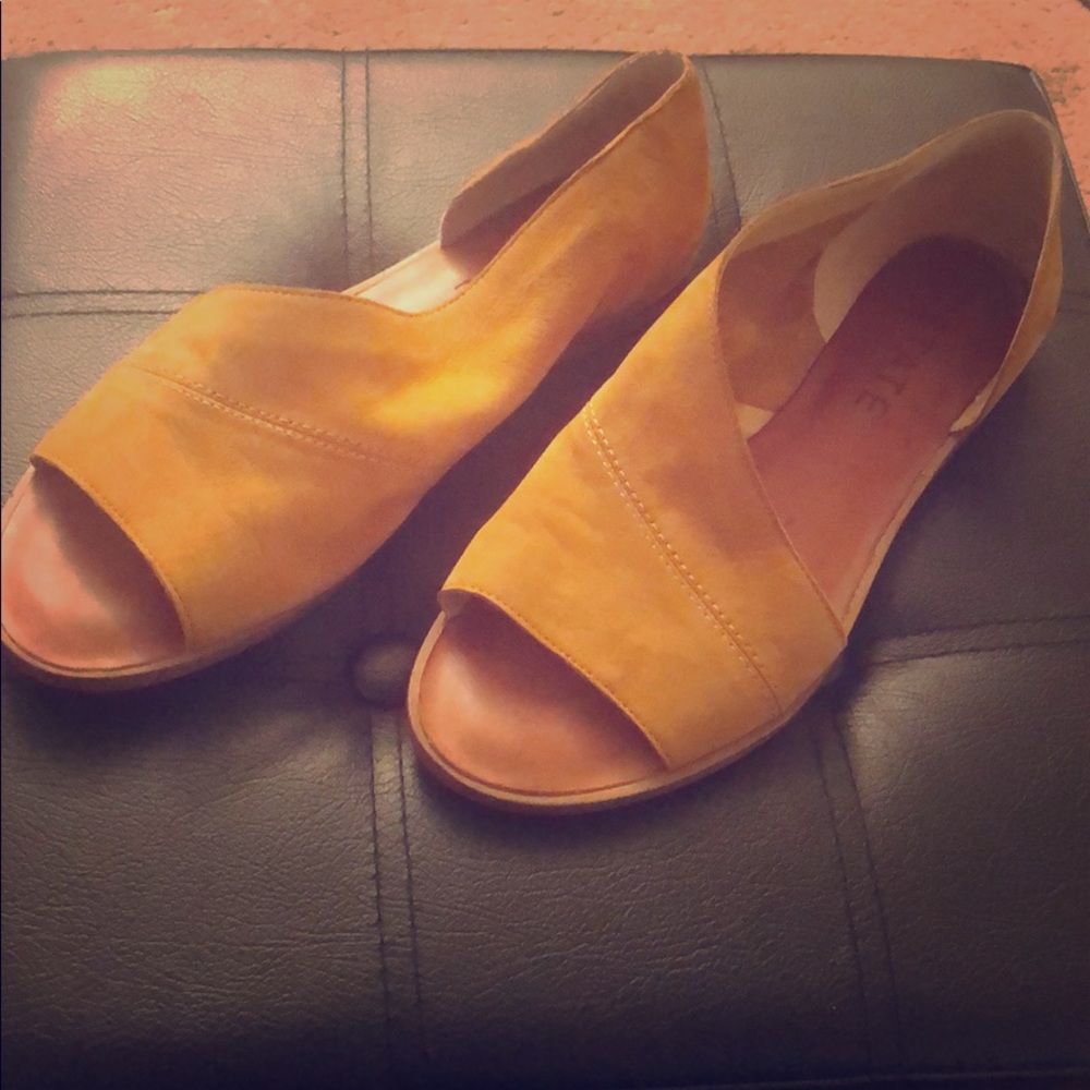 Shoes 1.STATE